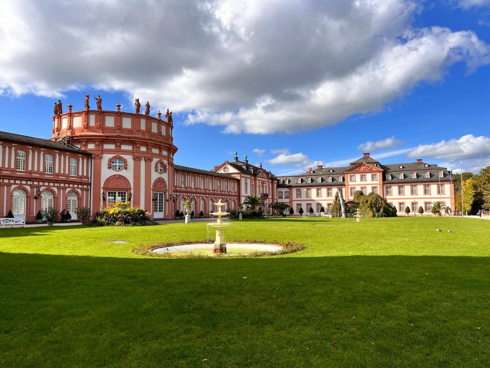 Am Schloss-park Biebrich Am Rhein * Wiesbaden